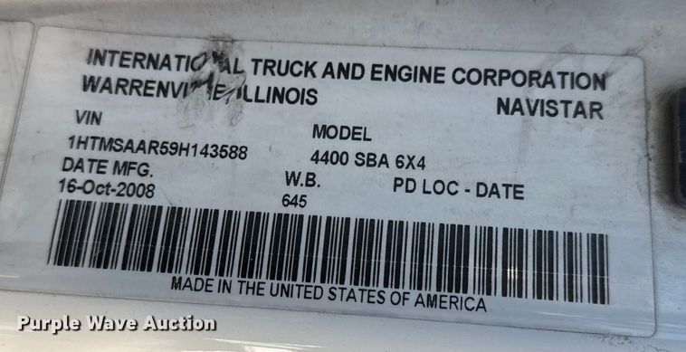 image for item YA2575 2009 International 4400 grain truck