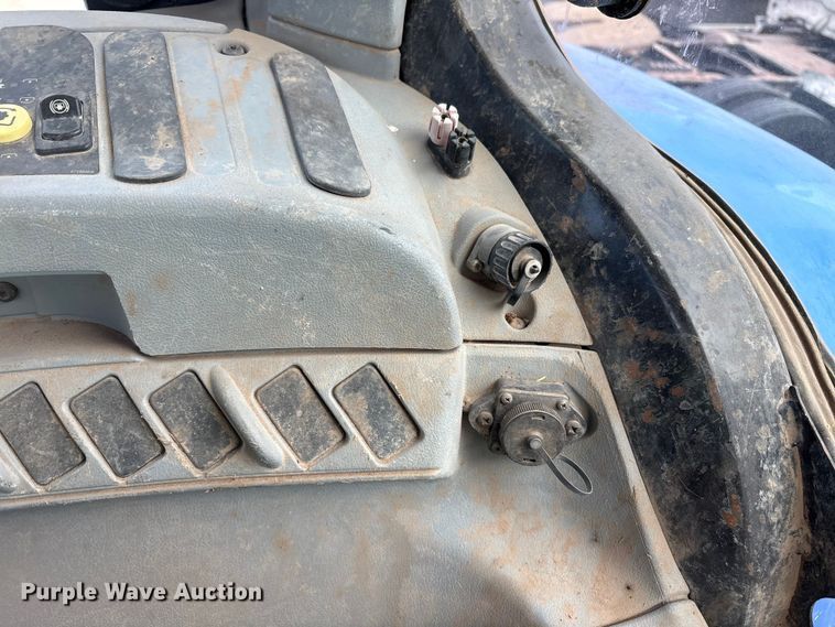 image for item YA2577 2012 New Holland T6030 MFWD tractor