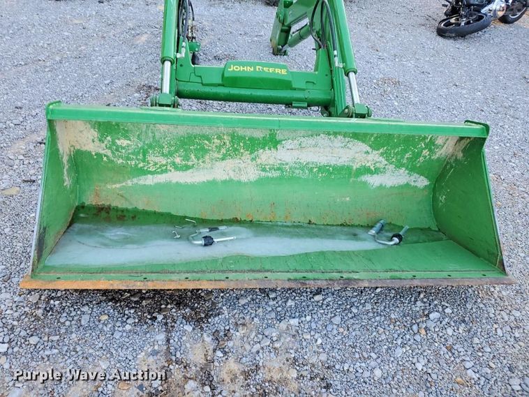 image for item YA2619 2021 John Deere 520M loader