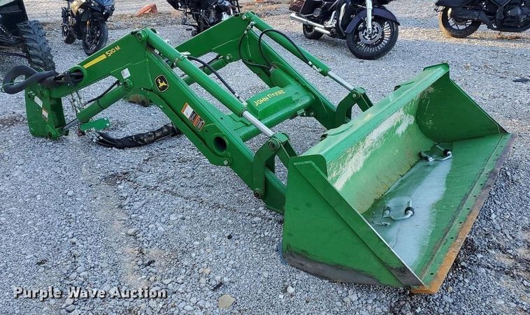 image for item YA2619 2021 John Deere 520M loader