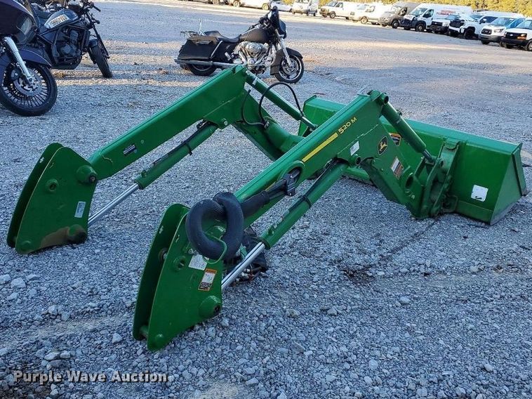 image for item YA2619 2021 John Deere 520M loader