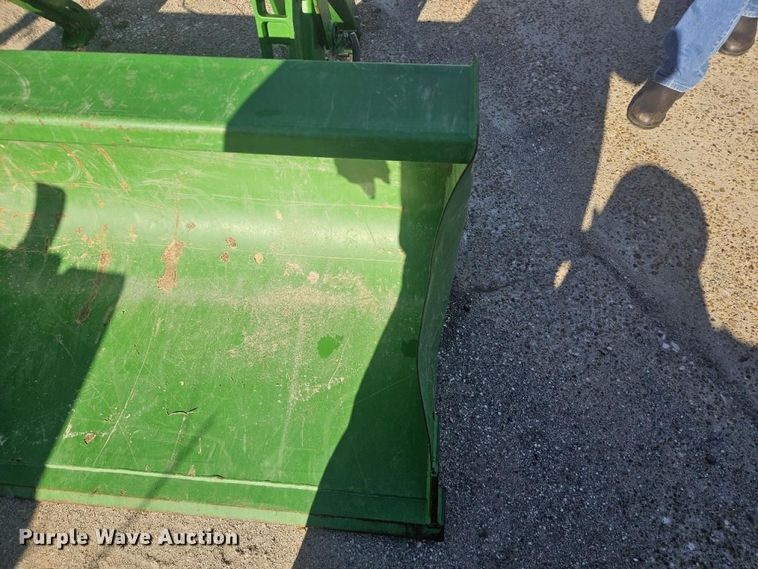 image for item YA2620 2023 John Deere 520M loader