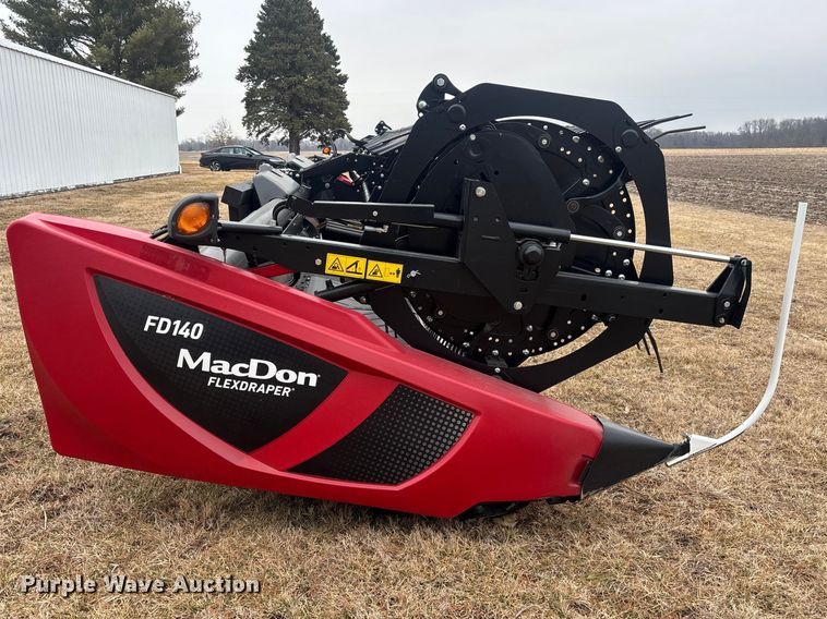 image for item YA2672 2022 MacDon FD140 flex draper head