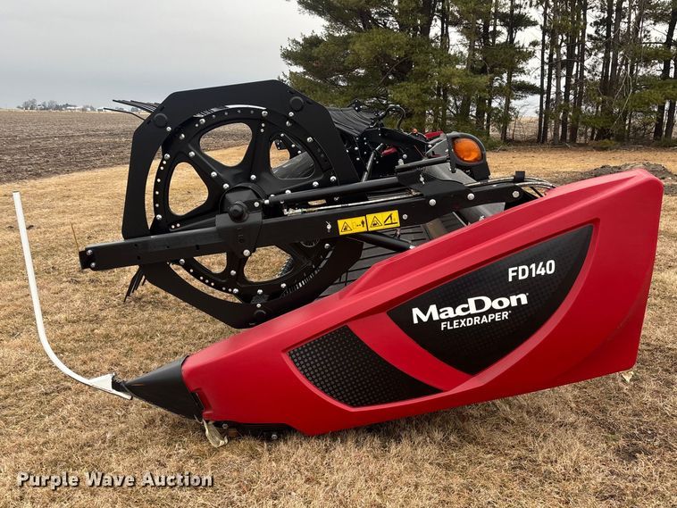 image for item YA2672 2022 MacDon FD140 flex draper head