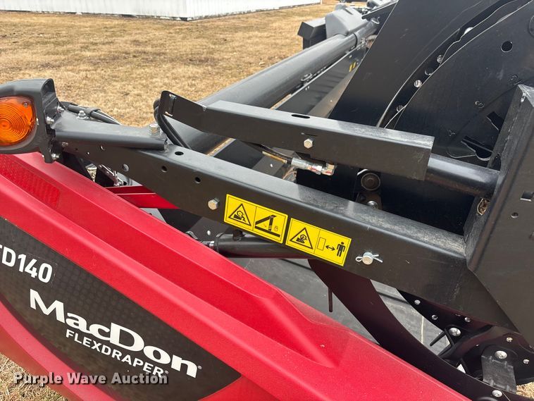 image for item YA2672 2022 MacDon FD140 flex draper head