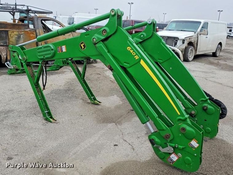 image for item YA2731 2021 John  Deere 640R loader