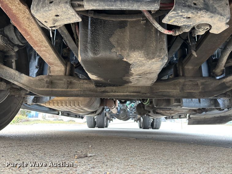 image for item DT0013 2015 Freightliner Cascadia semi truck