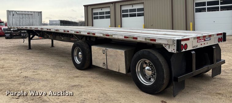 image for item DT0016 2015 Great Dane FLP-0024-00048 flatbed trailer
