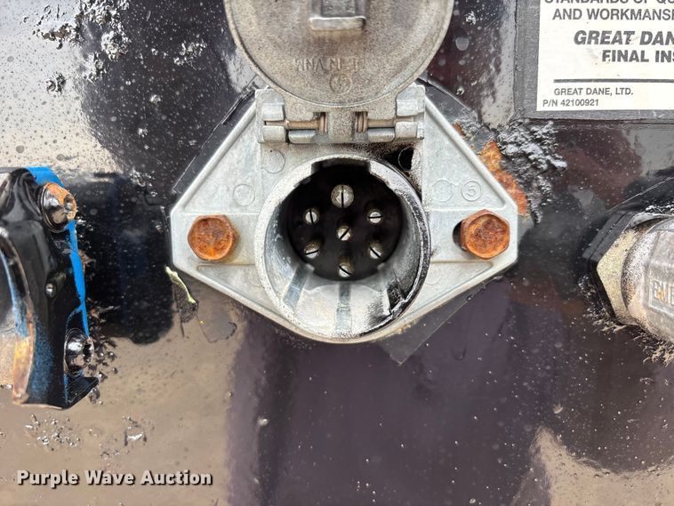 image for item DT0016 2015 Great Dane FLP-0024-00048 flatbed trailer