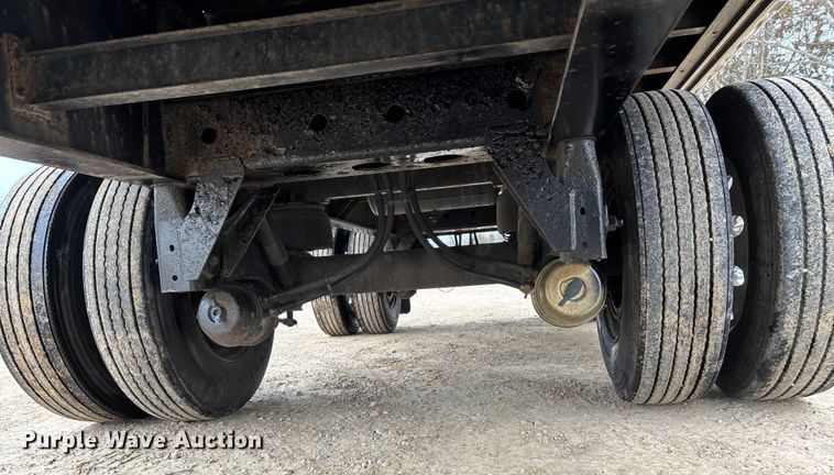 image for item DT0016 2015 Great Dane FLP-0024-00048 flatbed trailer
