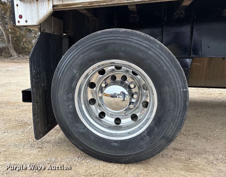 image for item DT0016 2015 Great Dane FLP-0024-00048 flatbed trailer