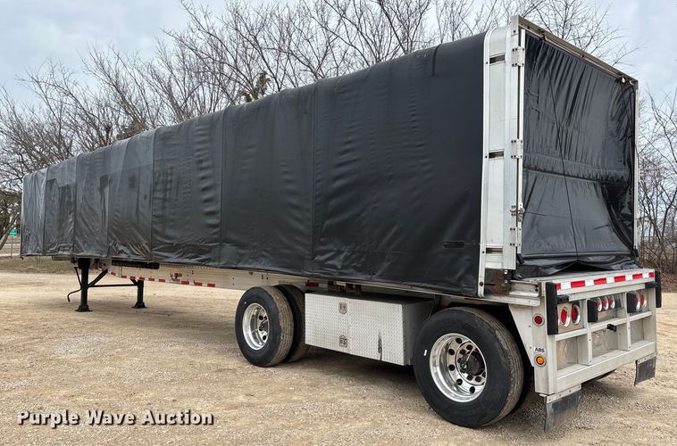 image for item DT0017 2012 Reitnouer Big Bubba flatbed trailer