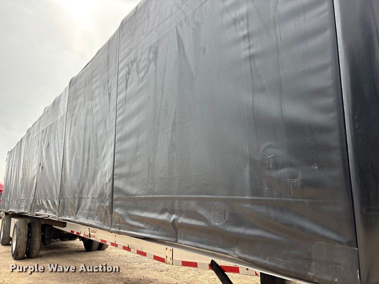 image for item DT0017 2012 Reitnouer Big Bubba flatbed trailer