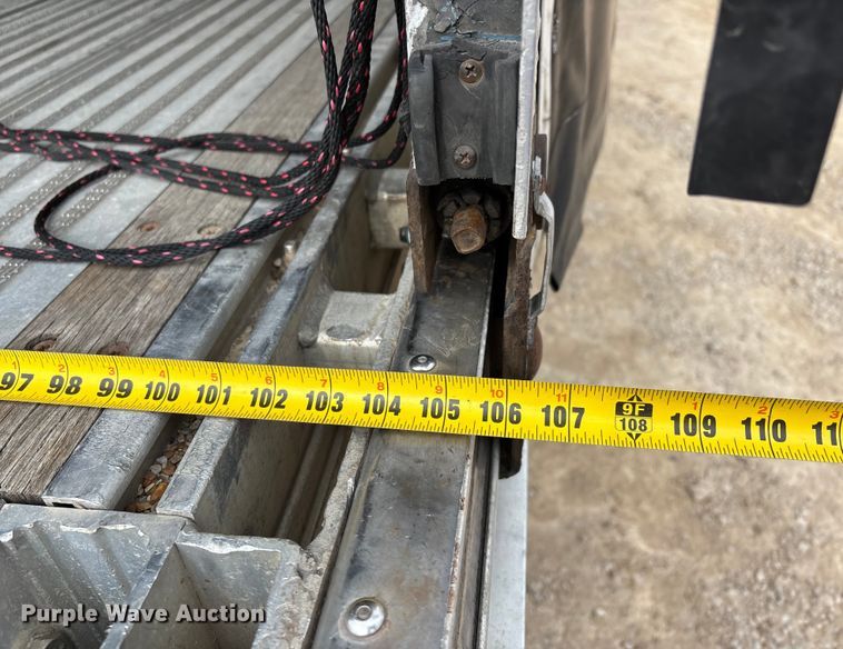 image for item DT0017 2012 Reitnouer Big Bubba flatbed trailer