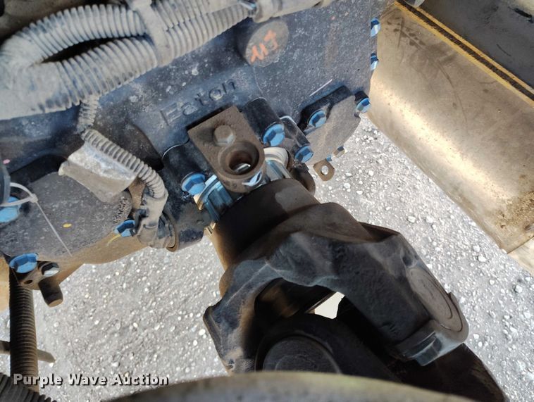 image for item DT0806 2015 Freightliner Coronado truck cab and chassis