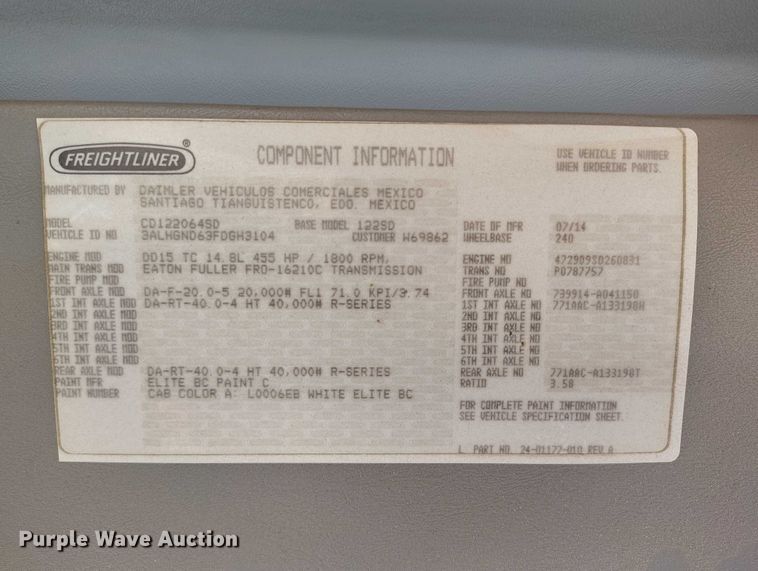 image for item DT0806 2015 Freightliner Coronado truck cab and chassis