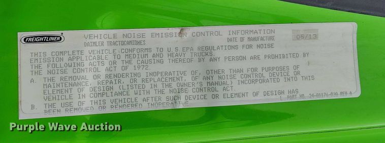 image for item DT0885 2014 Freightliner Cascadia semi truck