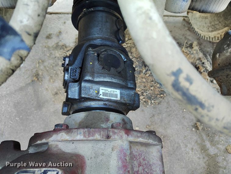 image for item DT0925 2005 International 9400i semi truck