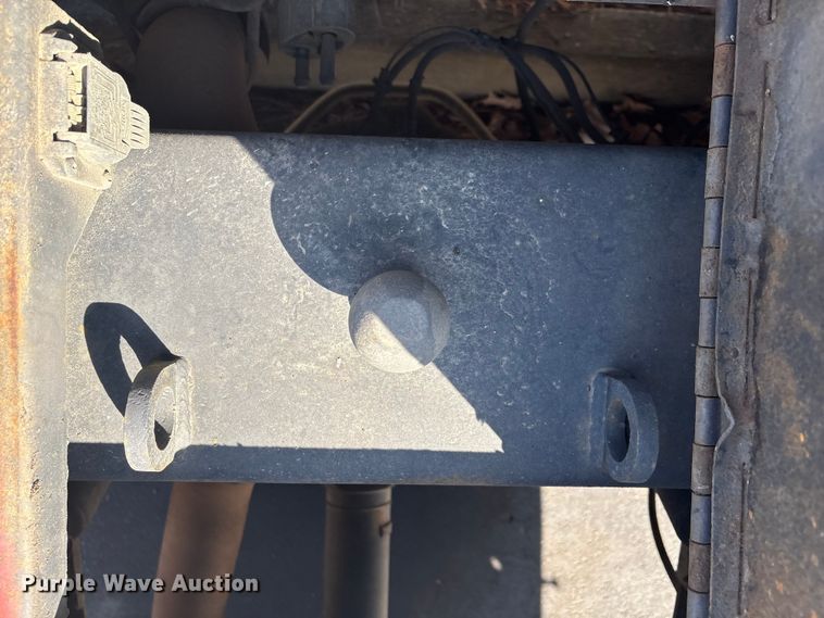 image for item DT2841 2015 RAM 5500 Crew Cab flatbed truck