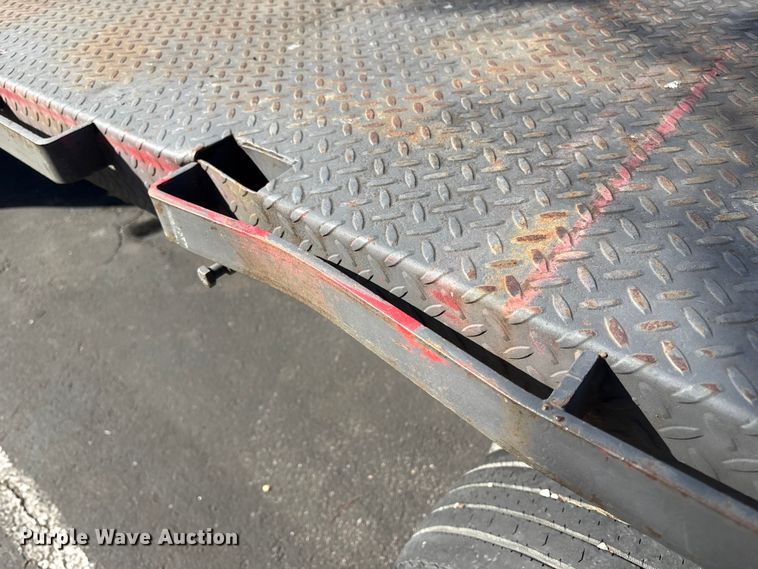 image for item DT2841 2015 RAM 5500 Crew Cab flatbed truck