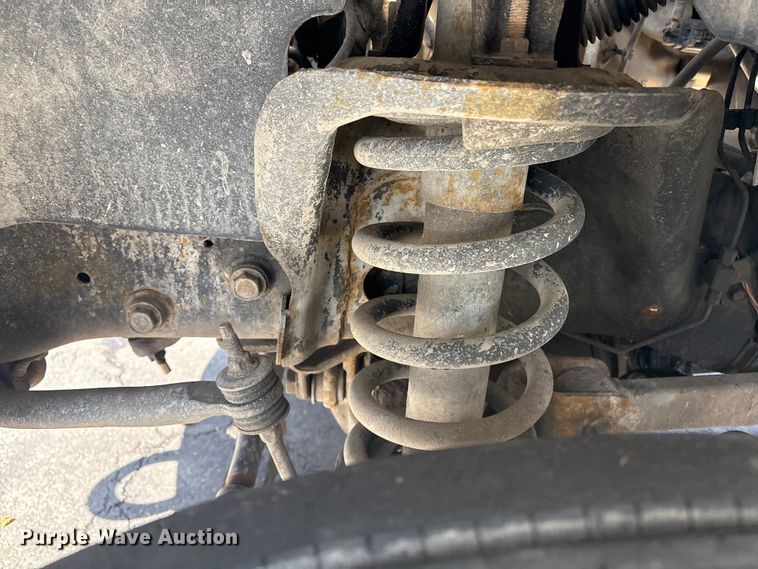 image for item DT2841 2015 RAM 5500 Crew Cab flatbed truck