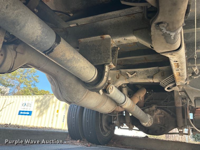 image for item DT2841 2015 RAM 5500 Crew Cab flatbed truck