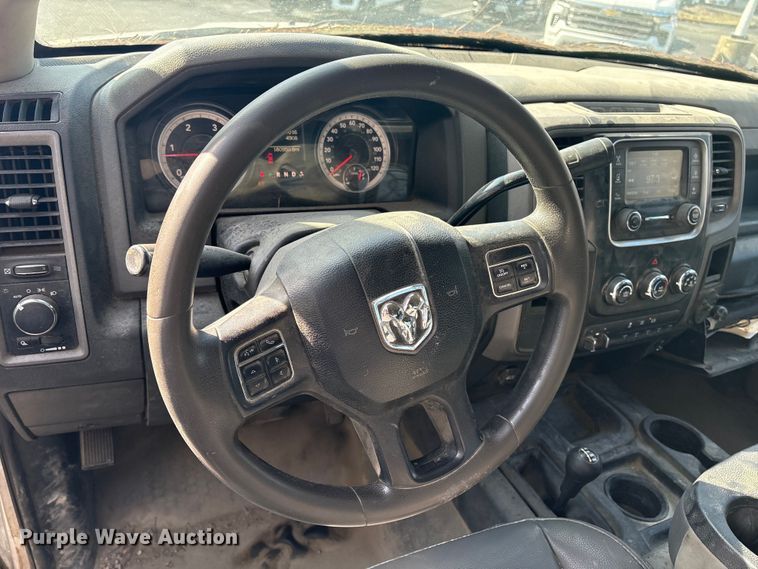 image for item DT2841 2015 RAM 5500 Crew Cab flatbed truck