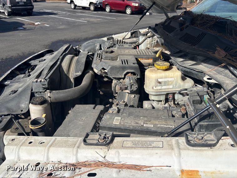 image for item DT2841 2015 RAM 5500 Crew Cab flatbed truck