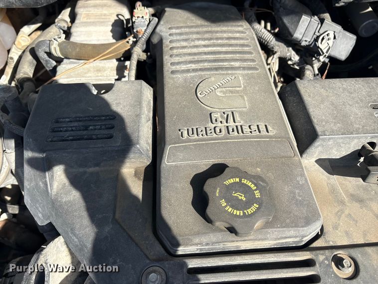 image for item DT2841 2015 RAM 5500 Crew Cab flatbed truck