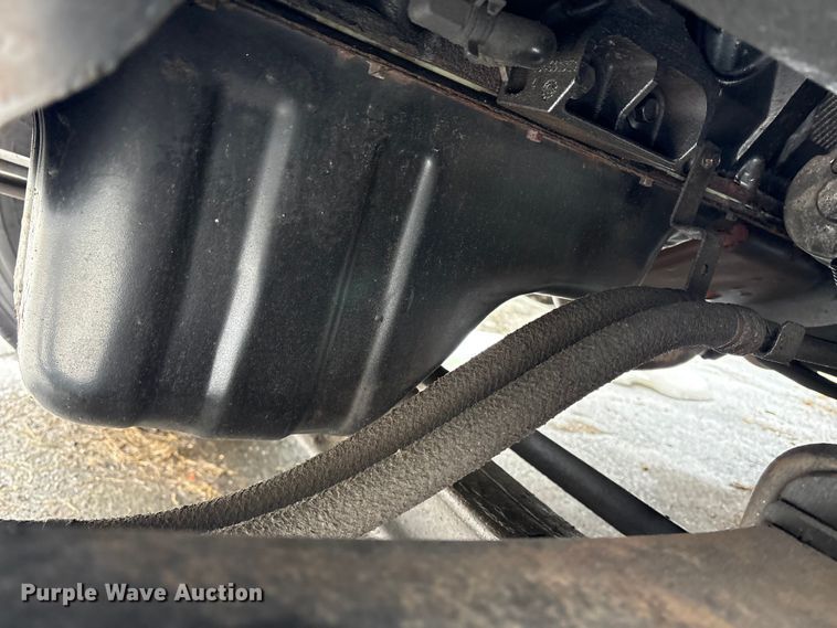 image for item DT2843 2015 International 4300 box truck