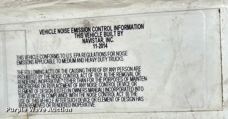 image for item DT2844 2015 International 4300 box truck