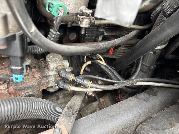 image for item DT2844 2015 International 4300 box truck