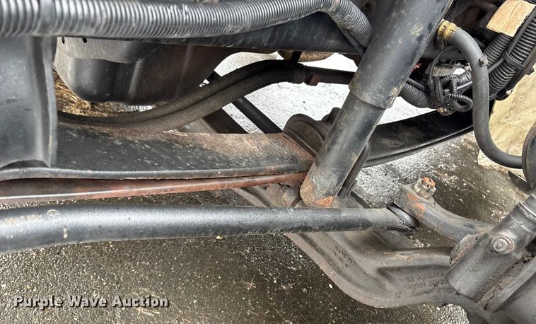 image for item DT2844 2015 International 4300 box truck