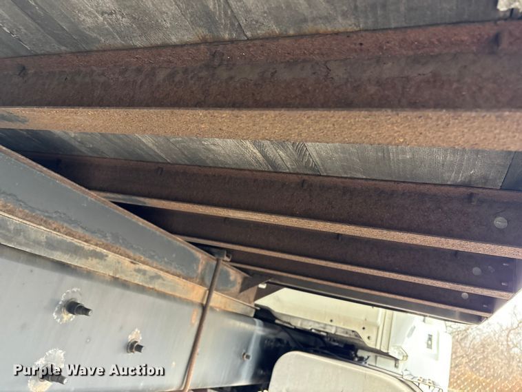 image for item DT2844 2015 International 4300 box truck