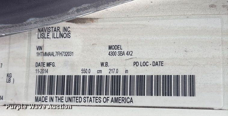 image for item DT2844 2015 International 4300 box truck