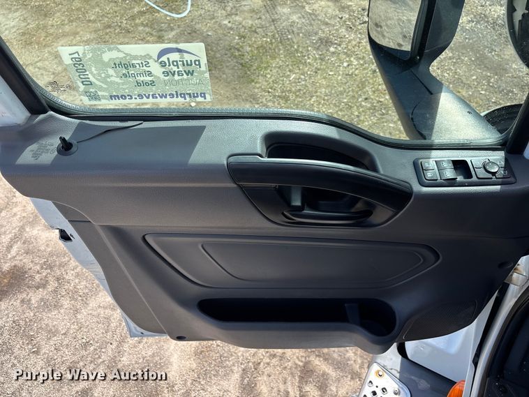 image for item DU0397 2019 International LT625 semi truck