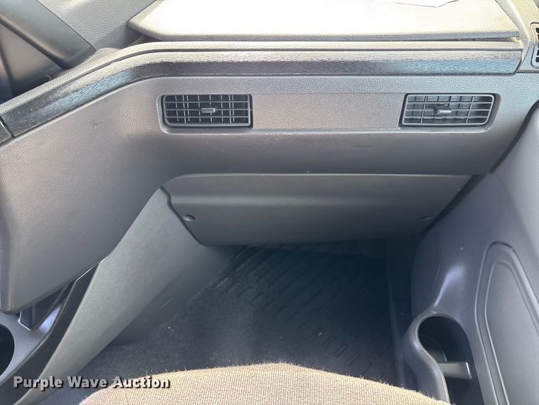 image for item DU0397 2019 International LT625 semi truck