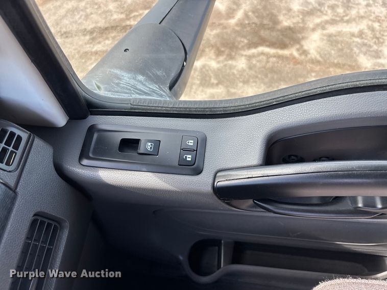 image for item DU0397 2019 International LT625 semi truck