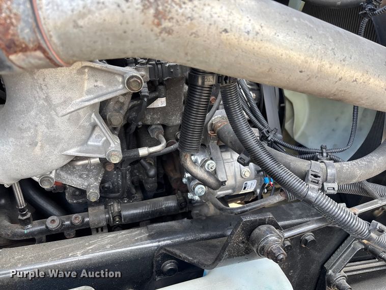 image for item DU0397 2019 International LT625 semi truck