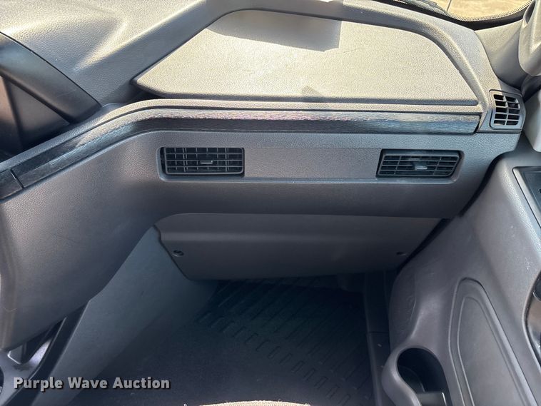 image for item DU0398 2019 International LT625 semi truck