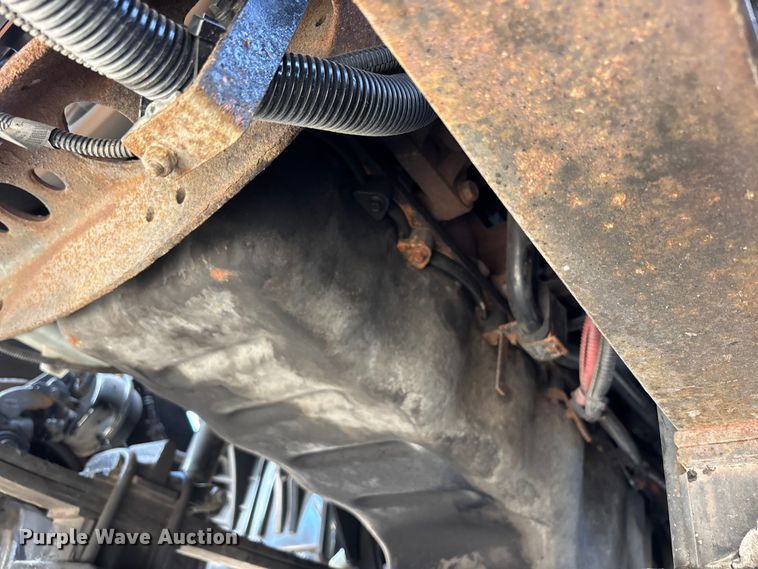 image for item DU0403 2020 International LT625 semi truck