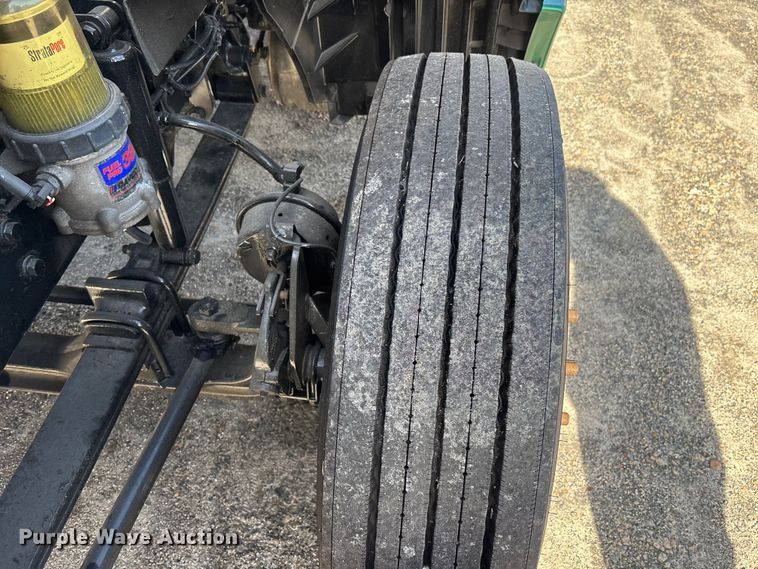 image for item DU0403 2020 International LT625 semi truck