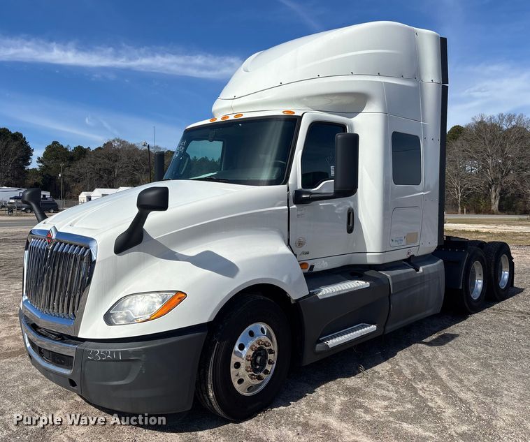 2019 International LT625