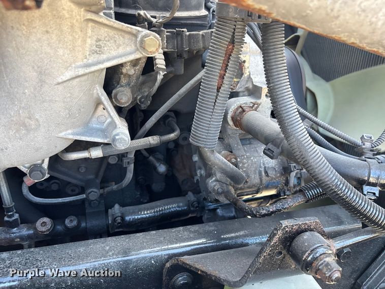 image for item DU0404 2019 International LT625 semi truck