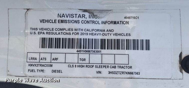 image for item DU0405 2019 International LT625 semi truck