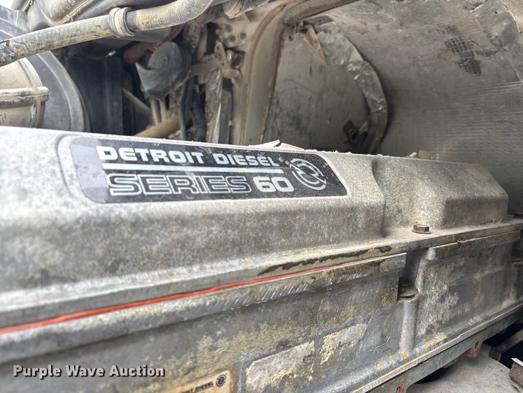 image for item DU1337 2015 Freightliner Columbia semi truck