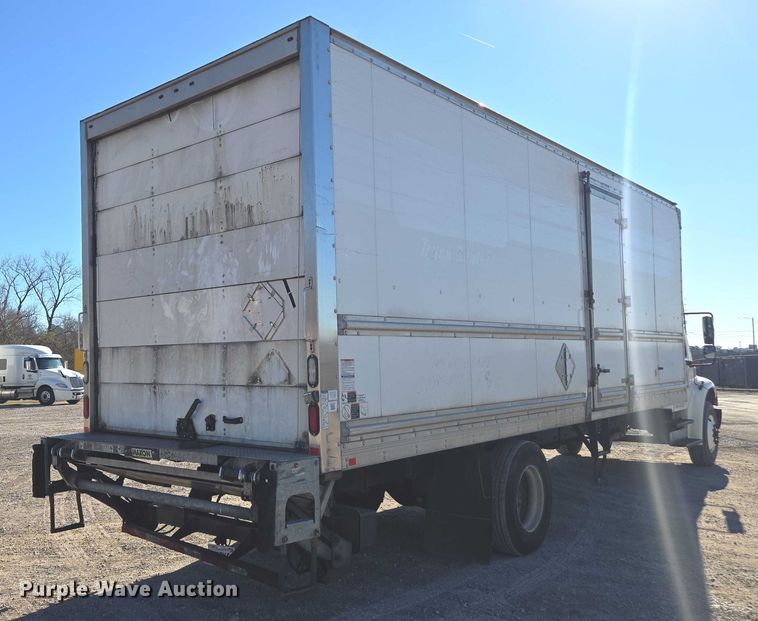 image for item DU2718 2017 Freightliner Business Class M2 box truck