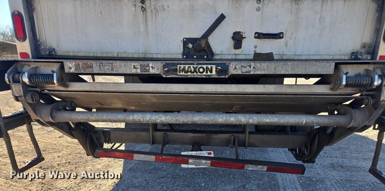 image for item DU2718 2017 Freightliner Business Class M2 box truck