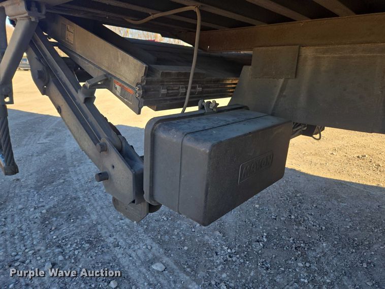 image for item DU2718 2017 Freightliner Business Class M2 box truck