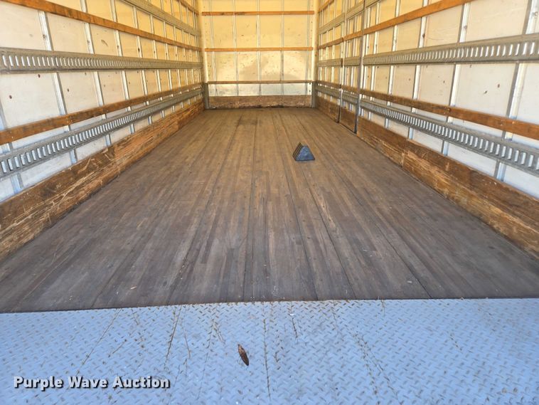 image for item DU2718 2017 Freightliner Business Class M2 box truck